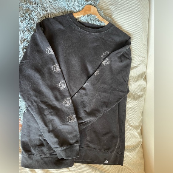 Oversized Crewneck Sweater - Picture 3 of 5